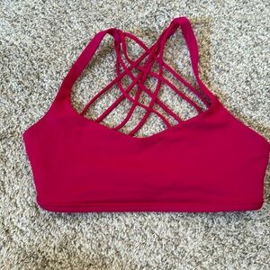 FREE TO BE WILD- LULULEMON